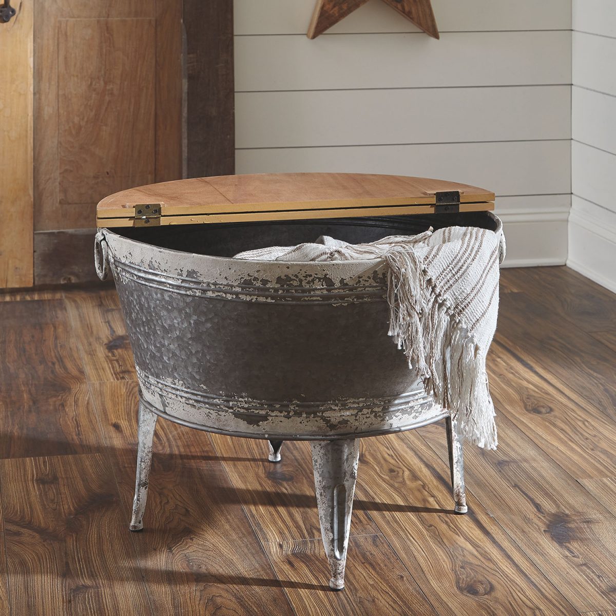 Shellmond Coffee Table W/Storage Rita's Furniture & Decor Owenton, KY