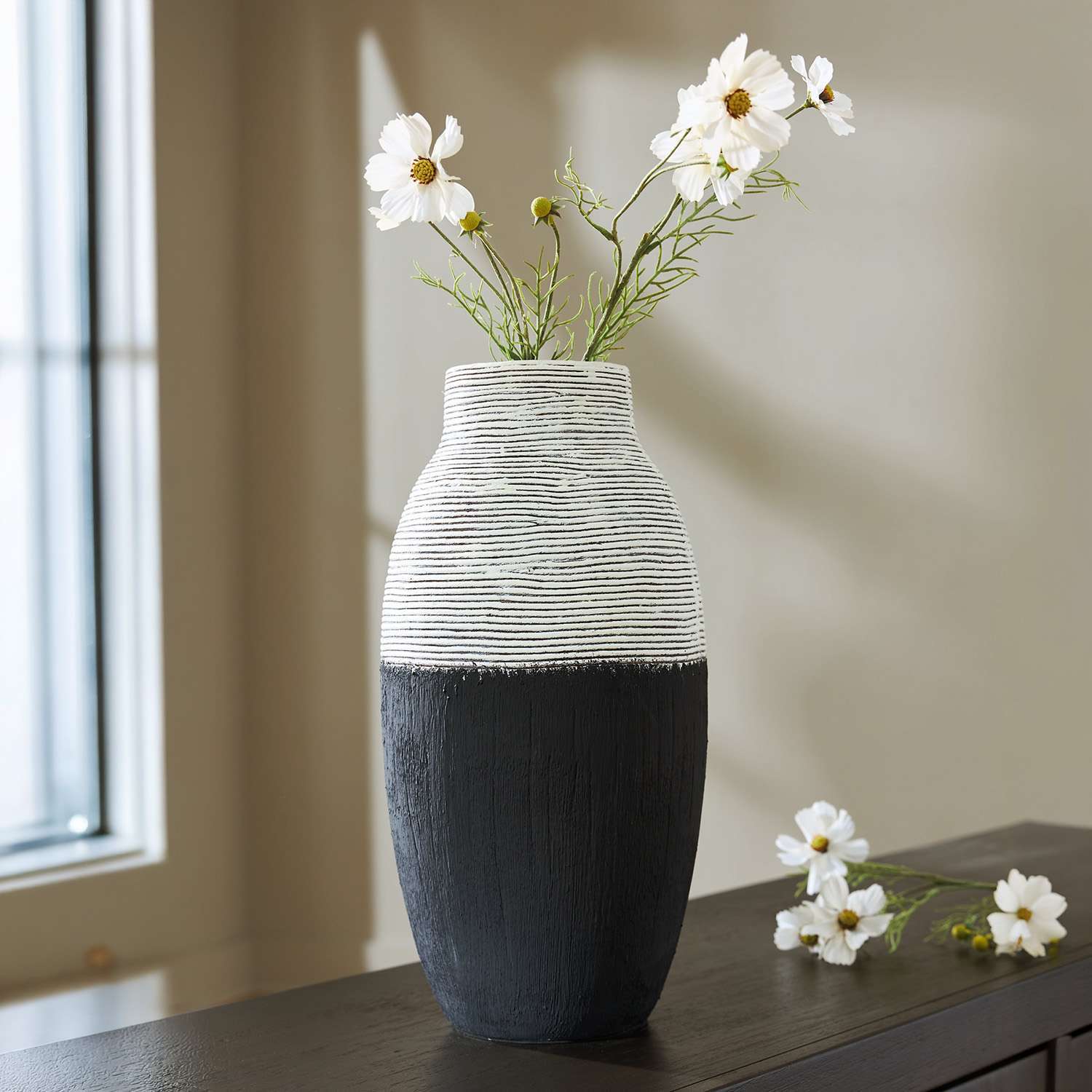 Girtha Large Vase